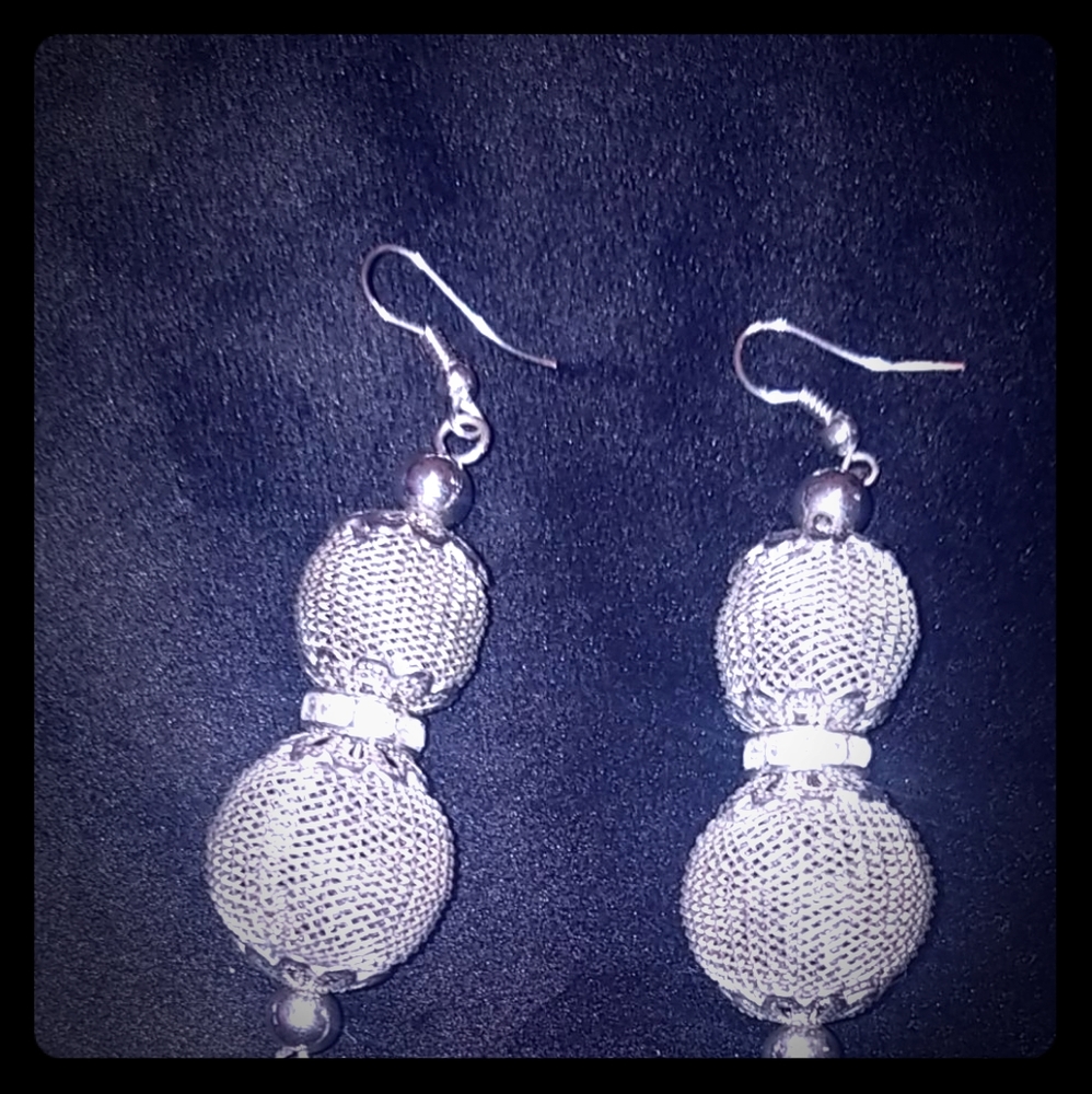 Earings
